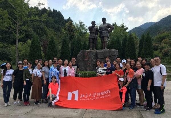 鲁迅之师章太炎：性情狂傲无女敢嫁，登报征婚，遗嘱劝子孙莫狷狂